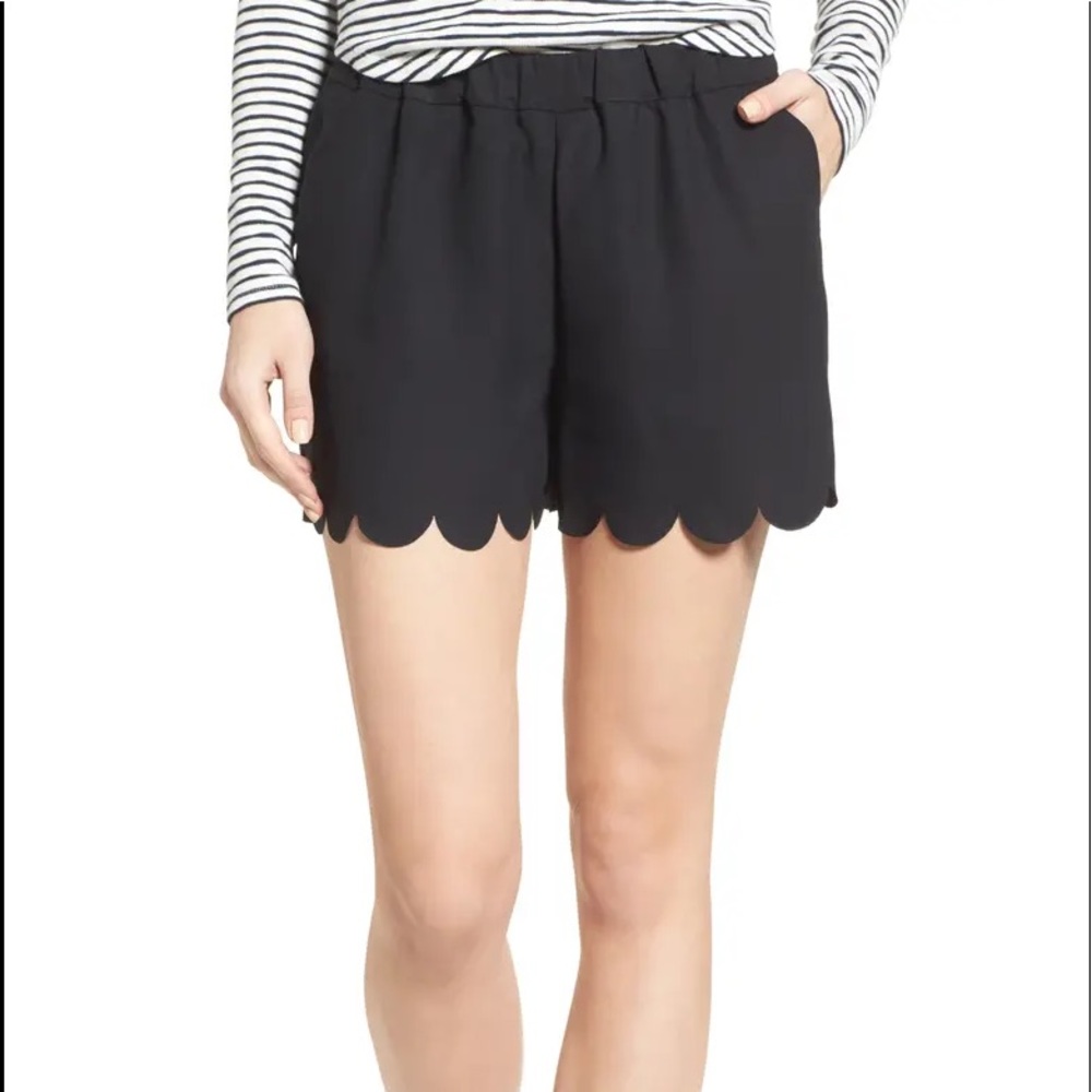 🦋3/$20 Madewell Scalloped Hem Shorts S